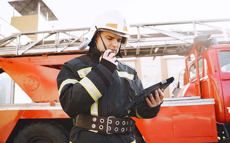 Firefighters Monitoring Application Usage