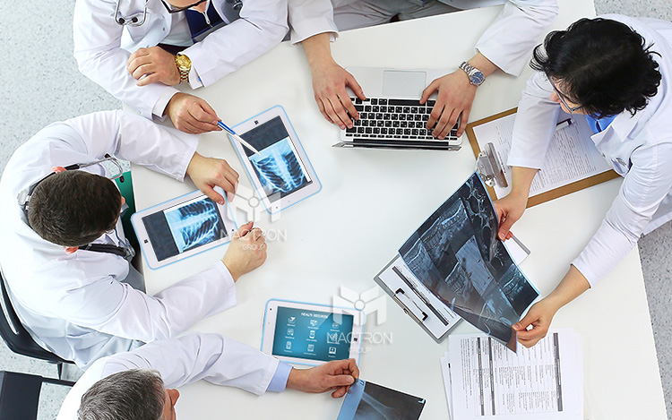 Medical Staff Use Tablets PCs